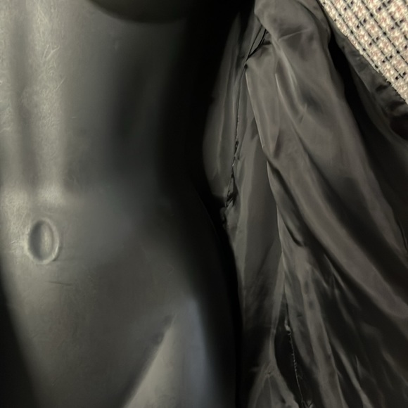 Lane Bryant white, pink & black tweed jacket/blazer, size 18. - Picture 8 of 9